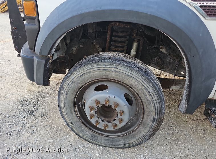 image for item OJ9139 2008 Ford F550 Super Duty utility / service truck