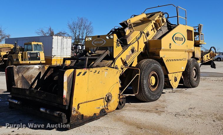 image for item OJ9141 Weiler E2850 remixing transfer vehicle 
