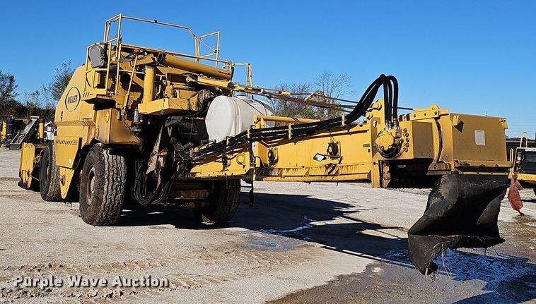 image for item OJ9141 Weiler E2850 remixing transfer vehicle 