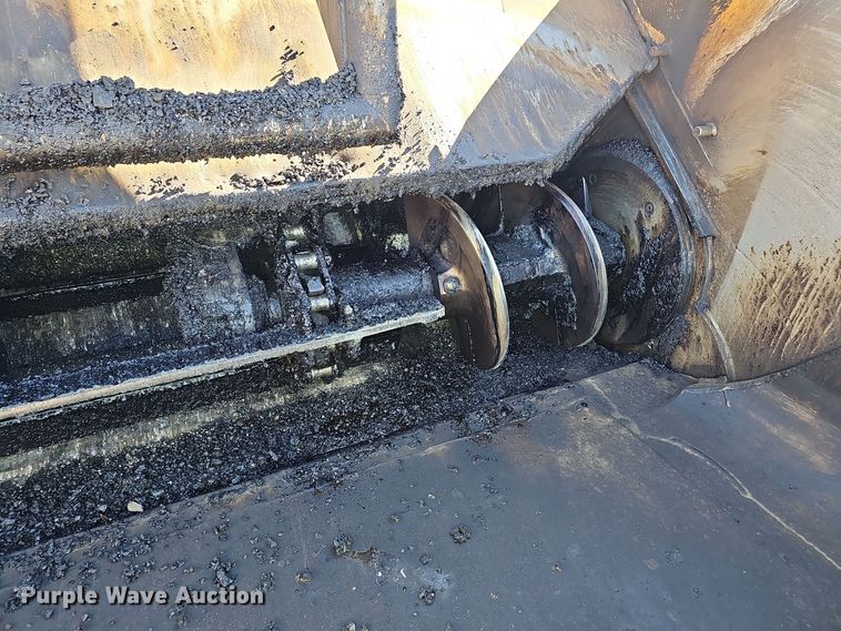 image for item OJ9141 Weiler E2850 remixing transfer vehicle 