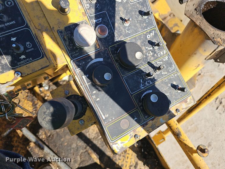 image for item OJ9141 Weiler E2850 remixing transfer vehicle 