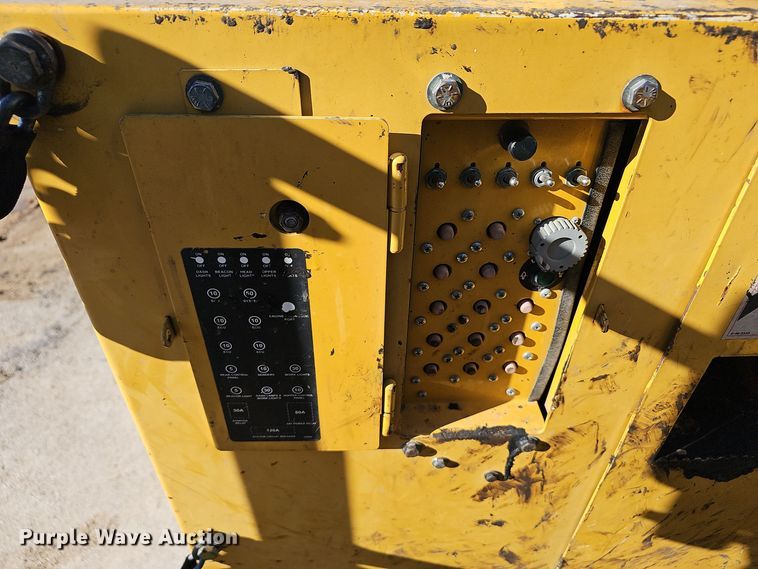 image for item OJ9141 Weiler E2850 remixing transfer vehicle 