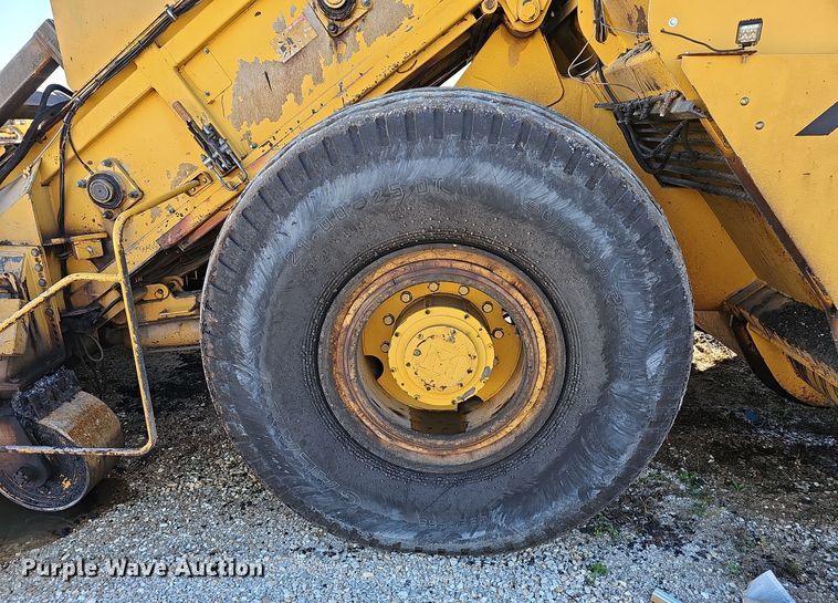 image for item OJ9141 Weiler E2850 remixing transfer vehicle 