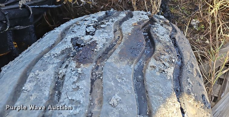 image for item OJ9141 Weiler E2850 remixing transfer vehicle 