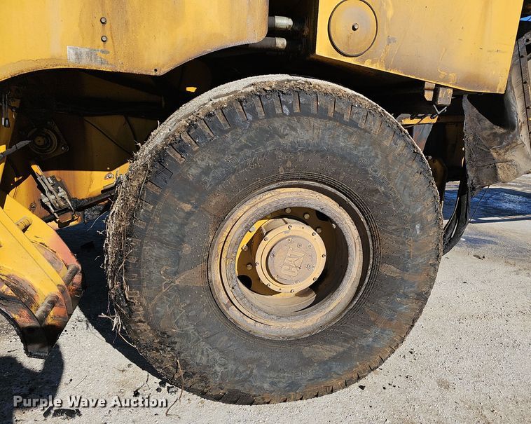 image for item OJ9141 Weiler E2850 remixing transfer vehicle 