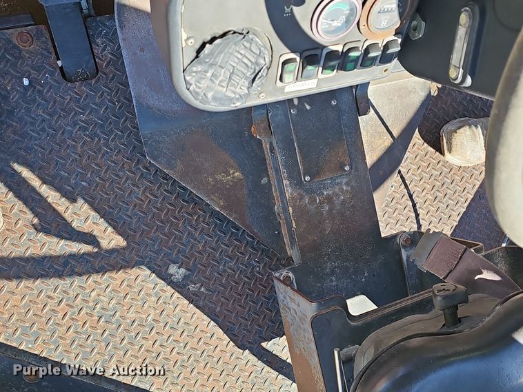 image for item OJ9143 2005 Ingersoll Rand DD-118HF double drum vibratory roller