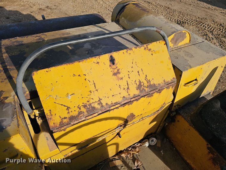 image for item OJ9168 Hyster double drum vibratory roller