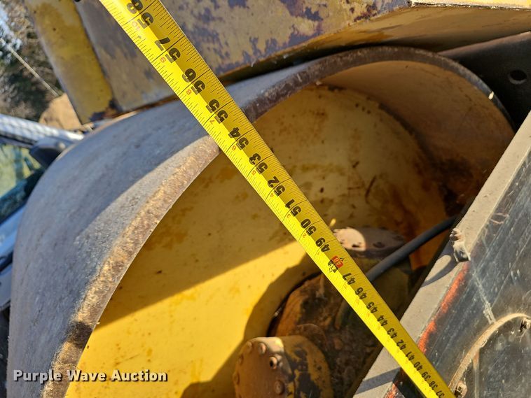 image for item OJ9168 Hyster double drum vibratory roller