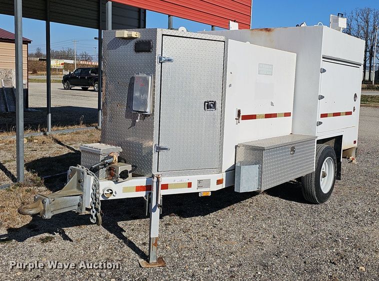 image for item OJ9215 Sauber Trailer 1594 Oil filtration trailer