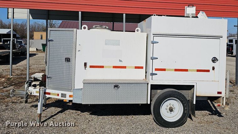 image for item OJ9215 Sauber Trailer 1594 Oil filtration trailer