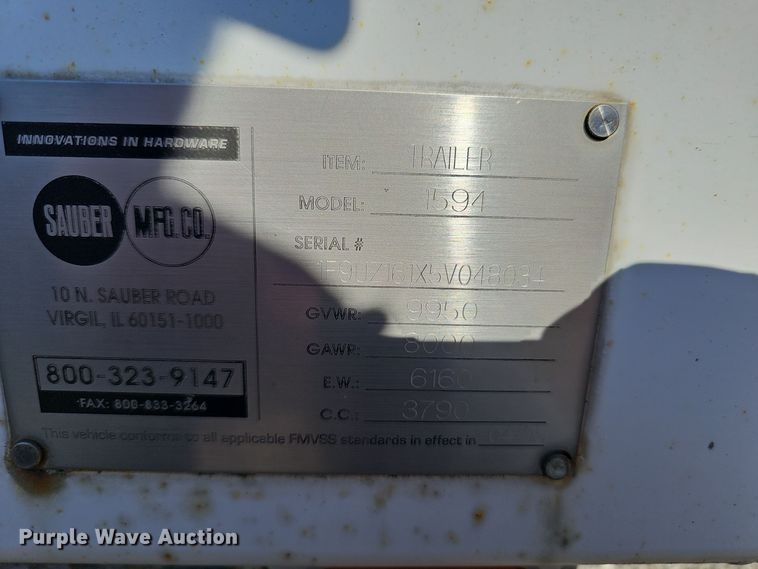 image for item OJ9215 Sauber Trailer 1594 Oil filtration trailer