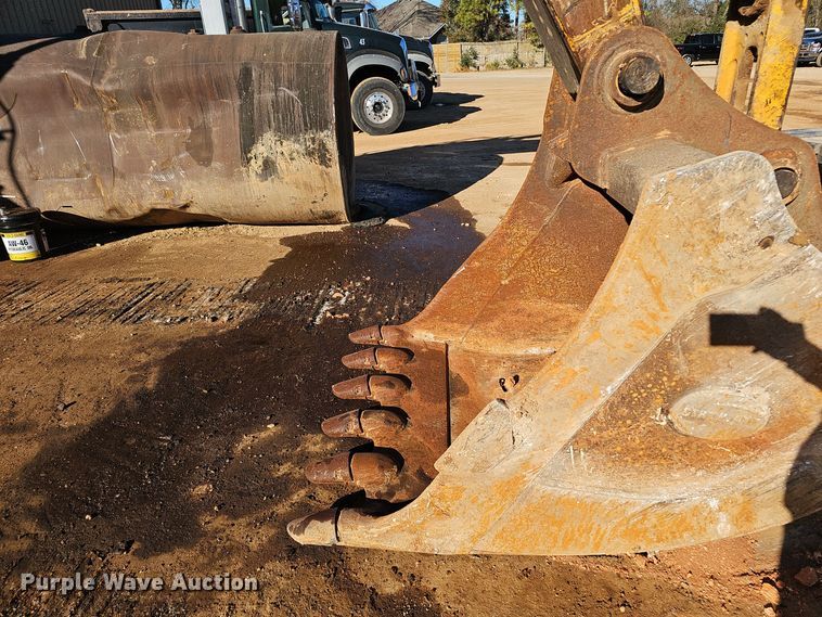 image for item OJ9226 Kobelco SK230SRLC-3 excavator