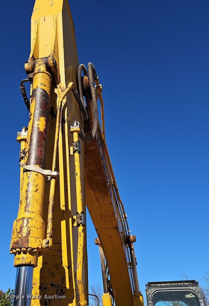 image for item OJ9226 Kobelco SK230SRLC-3 excavator