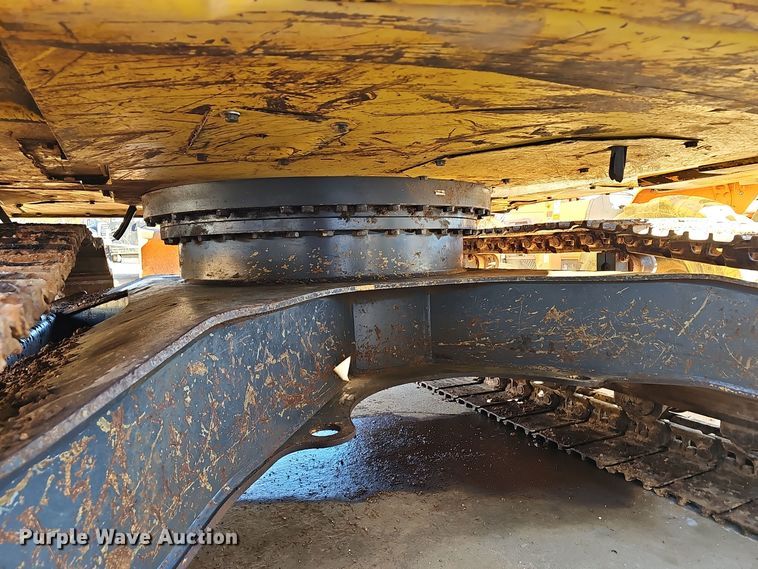 image for item OJ9226 Kobelco SK230SRLC-3 excavator