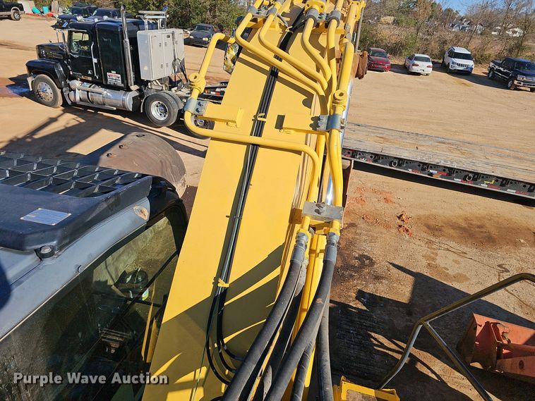 image for item OJ9226 Kobelco SK230SRLC-3 excavator