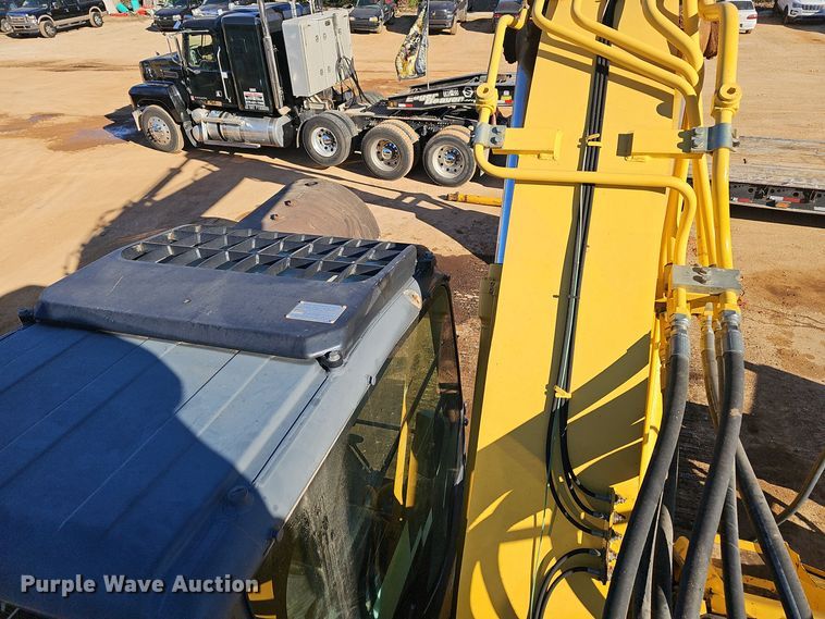 image for item OJ9226 Kobelco SK230SRLC-3 excavator