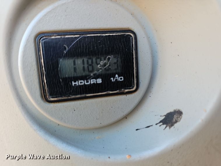 image for item OJ9226 Kobelco SK230SRLC-3 excavator