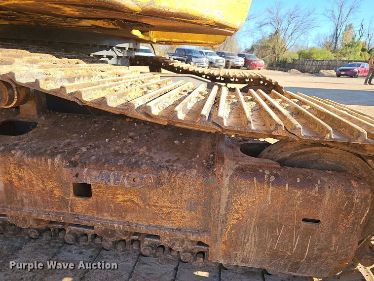 image for item OJ9226 Kobelco SK230SRLC-3 excavator