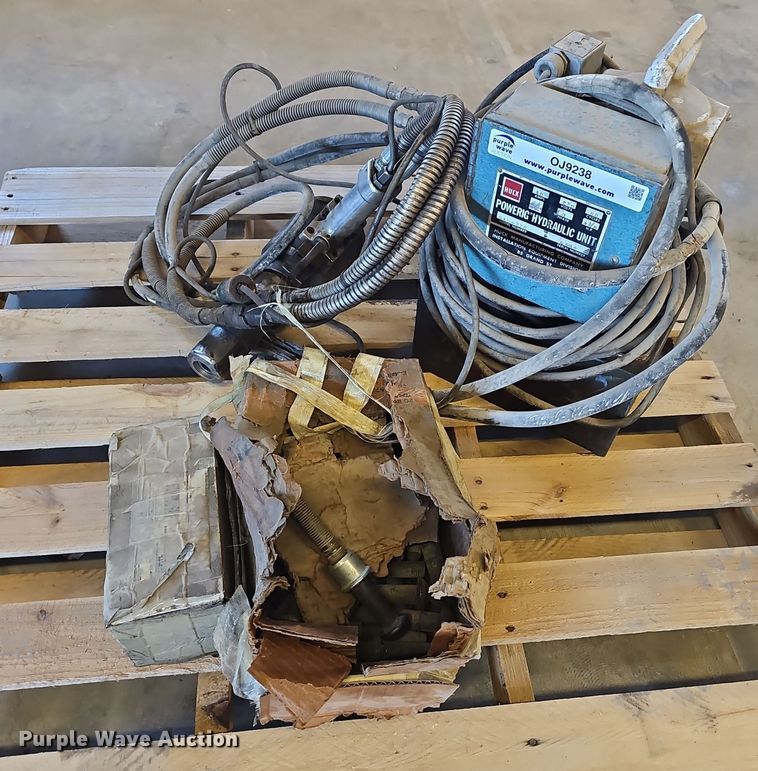 image for item OJ9238 Huck 940-220 hydraulic power unit