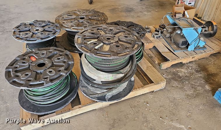 image for item OJ9239 Aeroquip hydraulic hose crimper