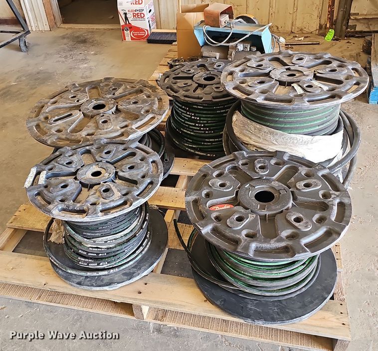 image for item OJ9239 Aeroquip hydraulic hose crimper