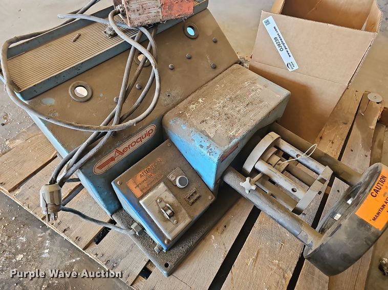 image for item OJ9239 Aeroquip hydraulic hose crimper