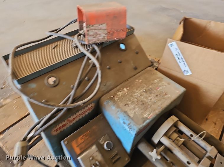 image for item OJ9239 Aeroquip hydraulic hose crimper