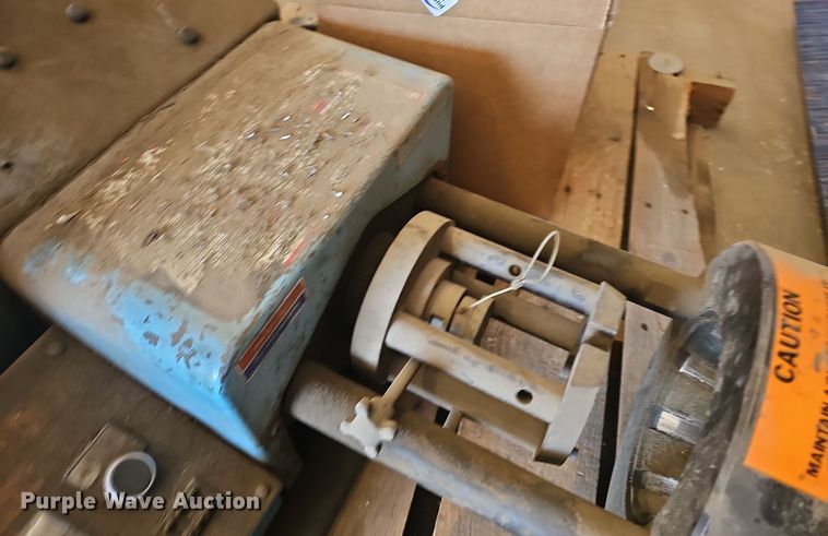 image for item OJ9239 Aeroquip hydraulic hose crimper