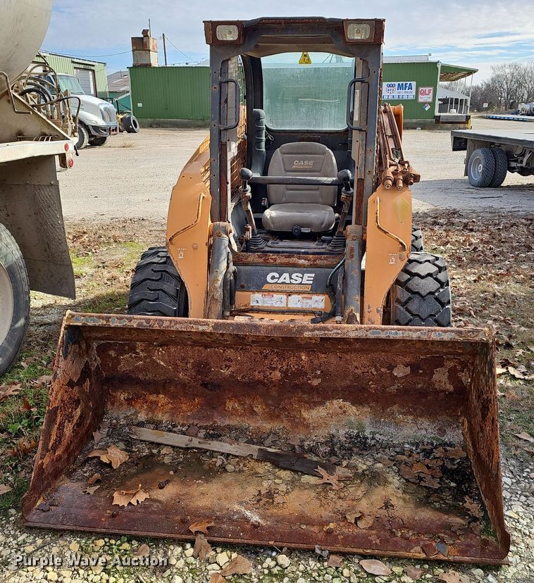 image for item OJ9261 2016 Case SR210 skid steer loader