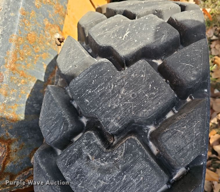 image for item OJ9261 2016 Case SR210 skid steer loader