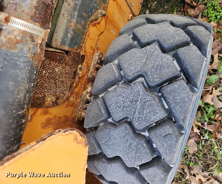 image for item OJ9261 2016 Case SR210 skid steer loader