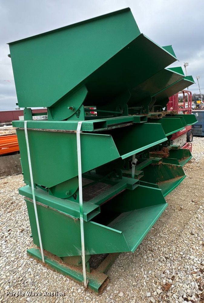 image for item OJ9273 (12) forklift dumpsters