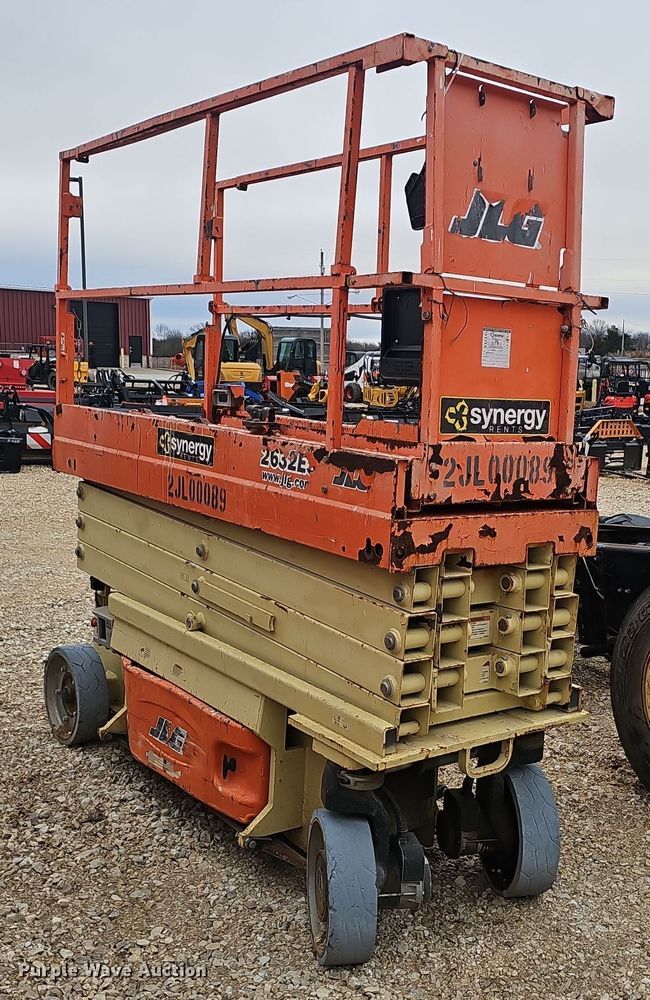 image for item OJ9278 2015 JLG 2632ES scissor lift