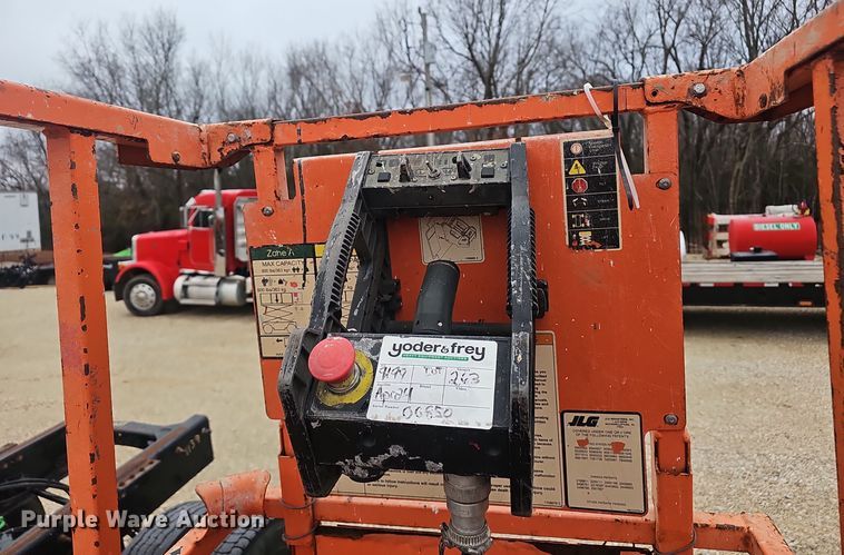 image for item OJ9278 2015 JLG 2632ES scissor lift