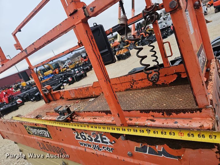 image for item OJ9278 2015 JLG 2632ES scissor lift