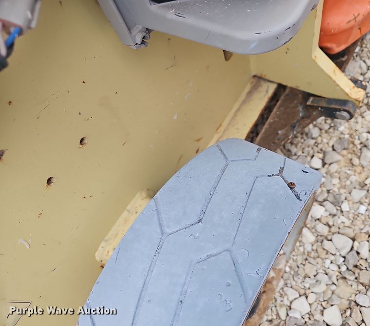 image for item OJ9278 2015 JLG 2632ES scissor lift