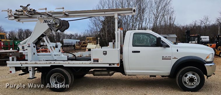 image for item OJ9283 2016 Dodge Ram 5500 flatbed truck