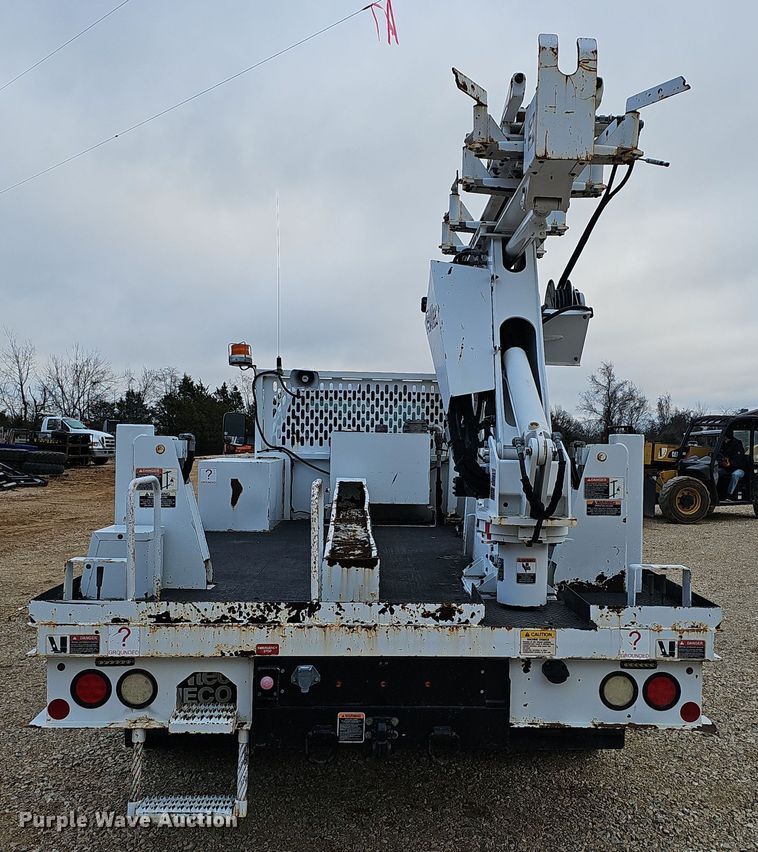 image for item OJ9283 2016 Dodge Ram 5500 flatbed truck