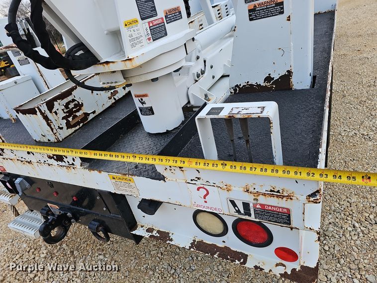 image for item OJ9283 2016 Dodge Ram 5500 flatbed truck