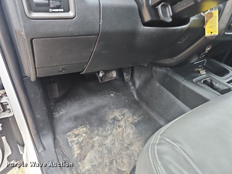 image for item OJ9283 2016 Dodge Ram 5500 flatbed truck