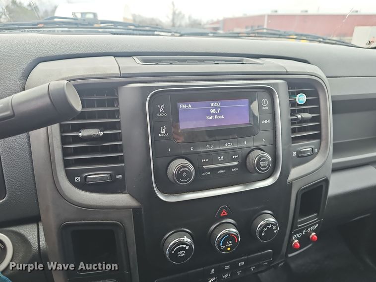 image for item OJ9283 2016 Dodge Ram 5500 flatbed truck