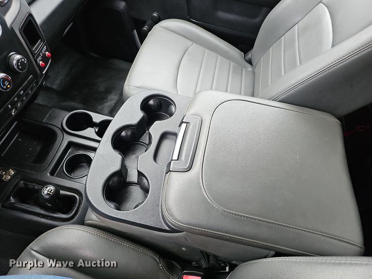 image for item OJ9283 2016 Dodge Ram 5500 flatbed truck