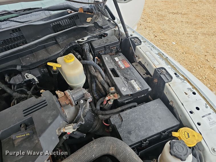 image for item OJ9283 2016 Dodge Ram 5500 flatbed truck