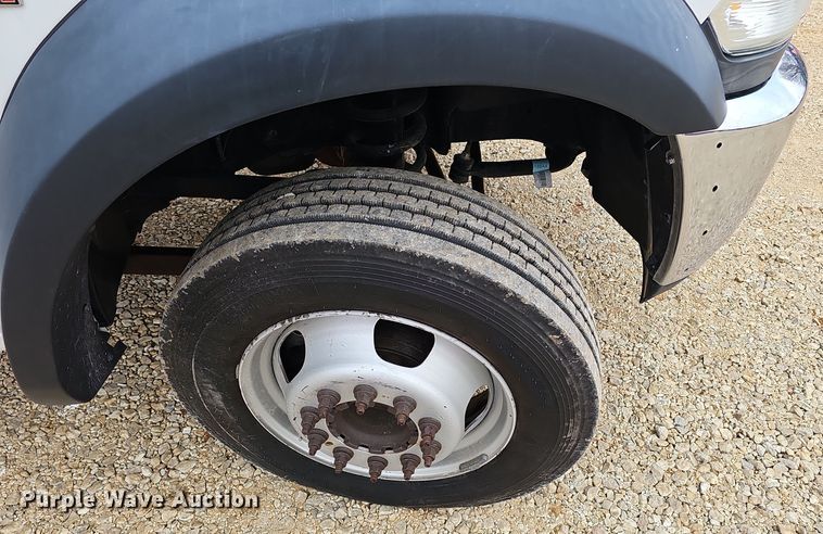 image for item OJ9283 2016 Dodge Ram 5500 flatbed truck