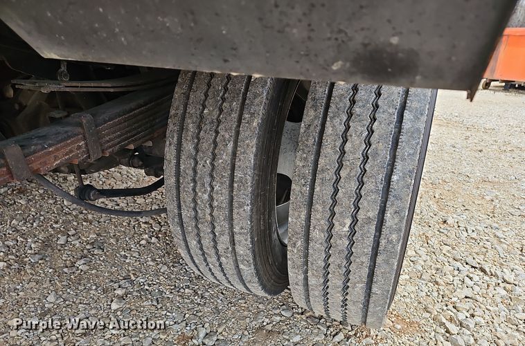 image for item OJ9283 2016 Dodge Ram 5500 flatbed truck