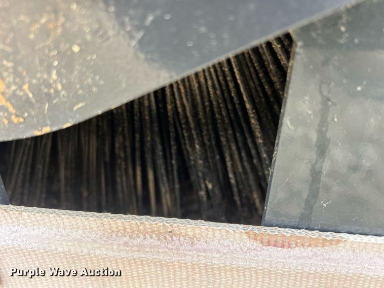 image for item OJ9288 2023 Wolverine PBS-11-72W skid steer sweeper