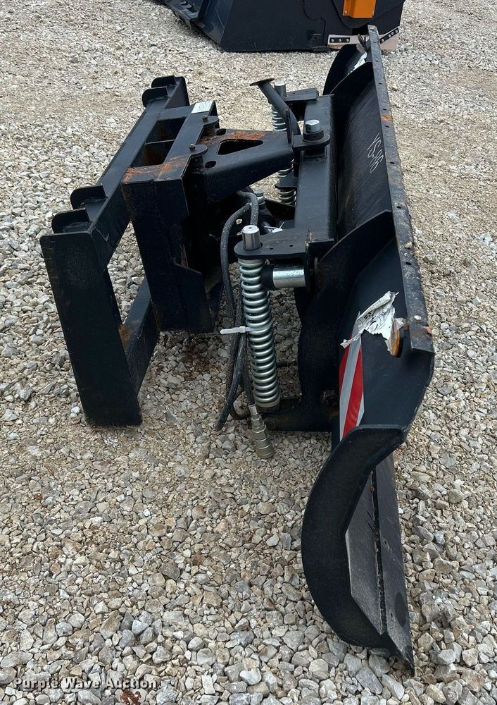 image for item OJ9292 Skid steer dozer blade