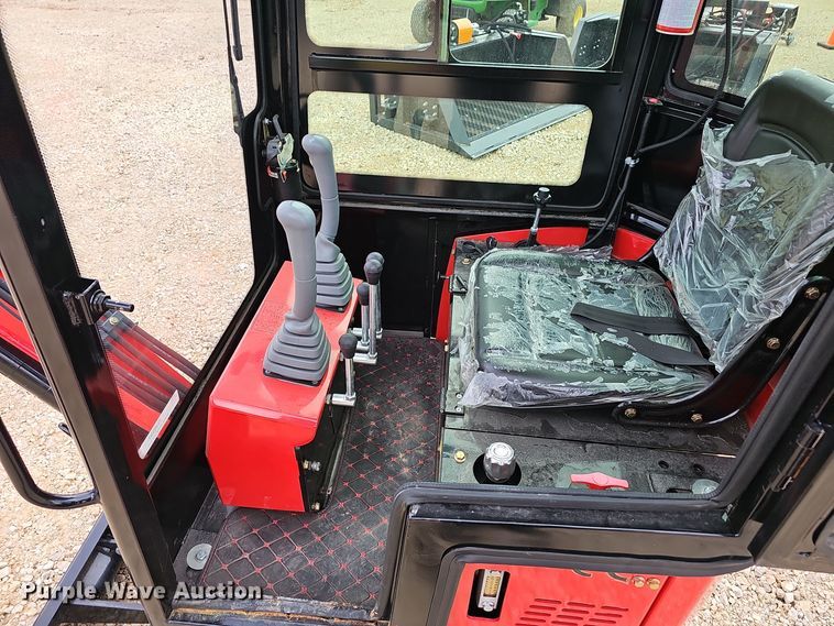 image for item OJ9297 2024 MVA VA13C mini excavator