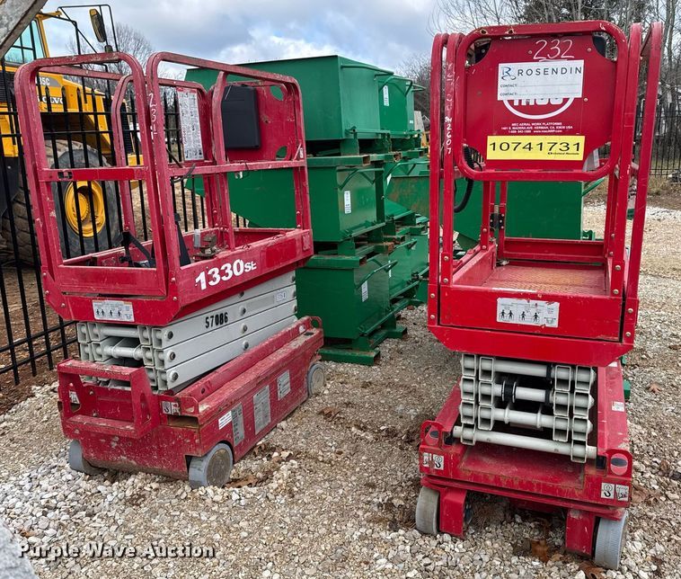image for item OJ9299 (2) 2018 MEC 1330SE scissor lifts