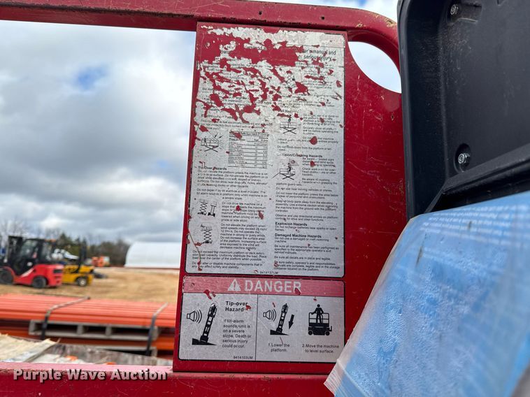 image for item OJ9299 (2) 2018 MEC 1330SE scissor lifts